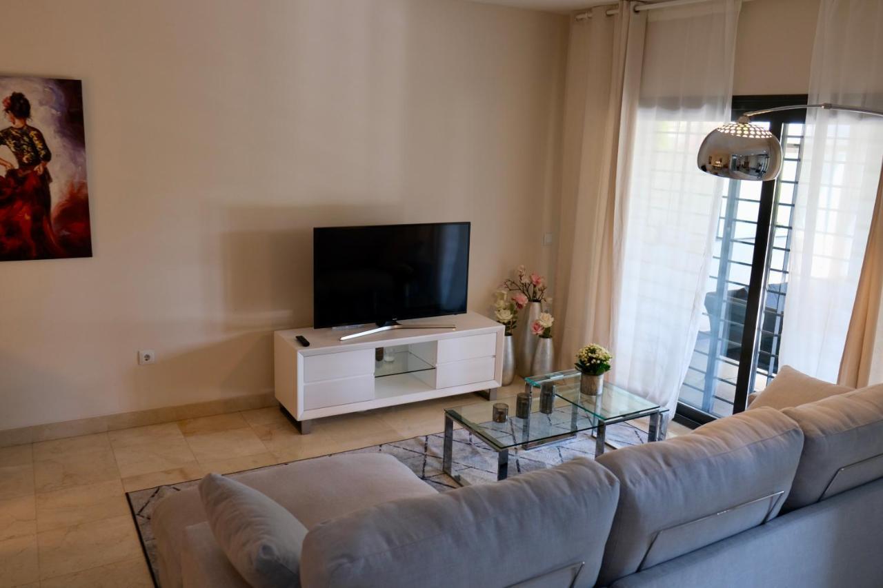 Alegria De Vivir Exclusiv 2 Bedroom Appartment Pool, Parking, Wifi, Netflix, Padel And More Estepona Exterior foto